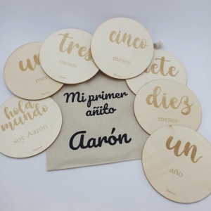 Cumplemes madera NOEMI SALAZAR