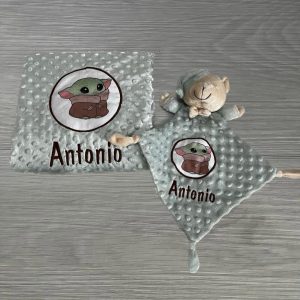 Pack Manta y dou dou Baby Yoda